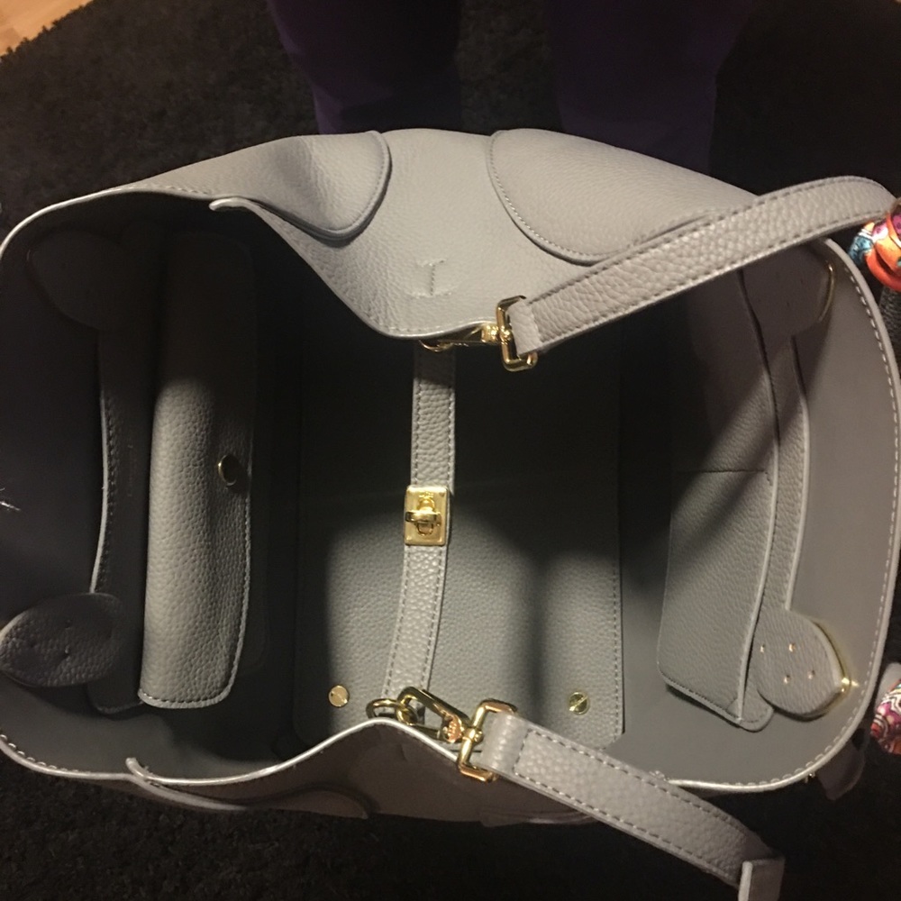 Grey Purse - Picture 4 of 8